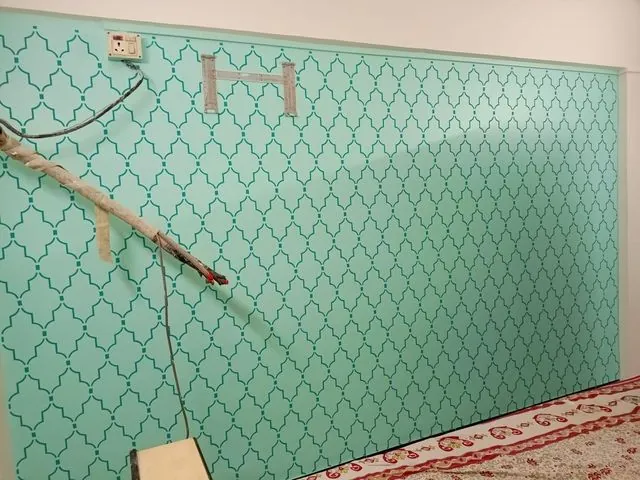 Stencil pattern wall painting
